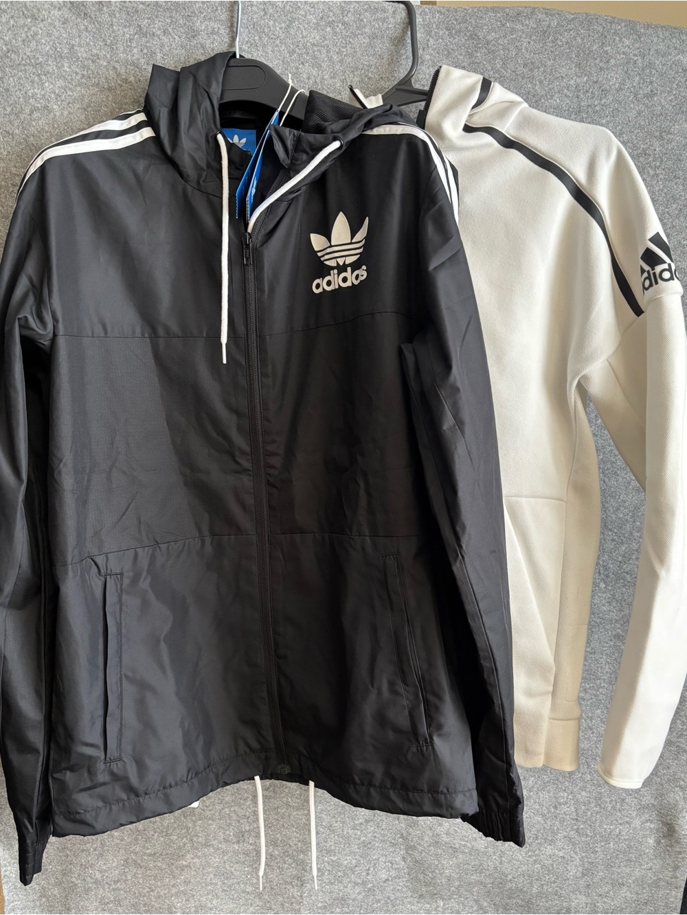 2 adidas Men's Windbreaker hooded zip, lightweight black, medium white zip hoodi